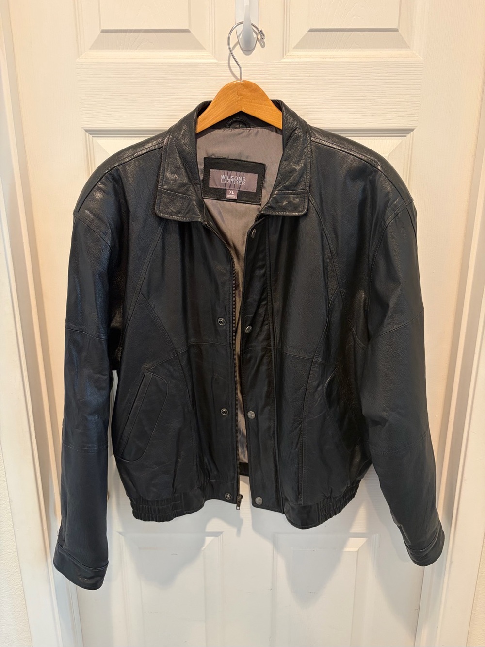 Wilsons Leather Men's Black Bomber Jacket Full Zip Lined Pockets Size XL